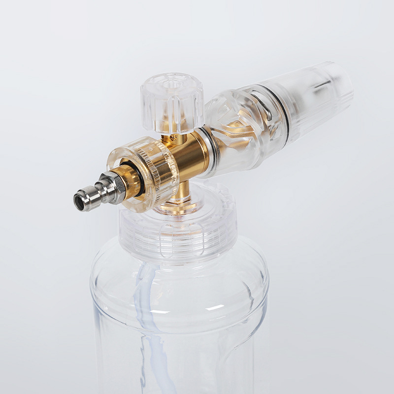 Hochdruck großer Mund weißer Schaum