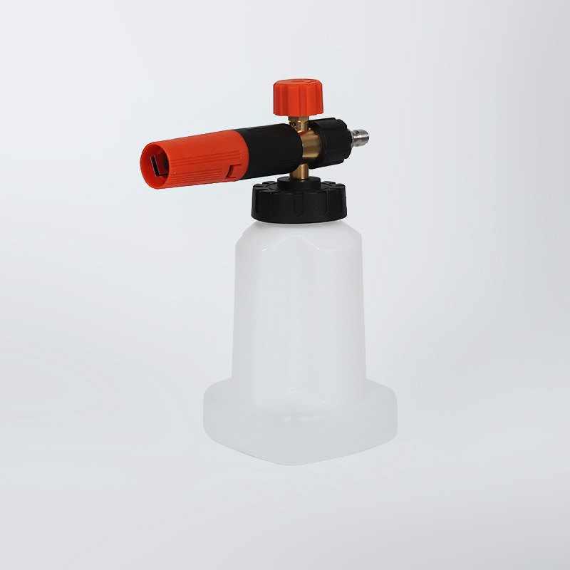 Großer Munddruckschaumschaumzeugen