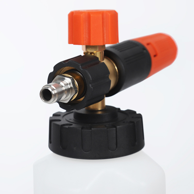 Großer Munddruckschaumschaumzeugen