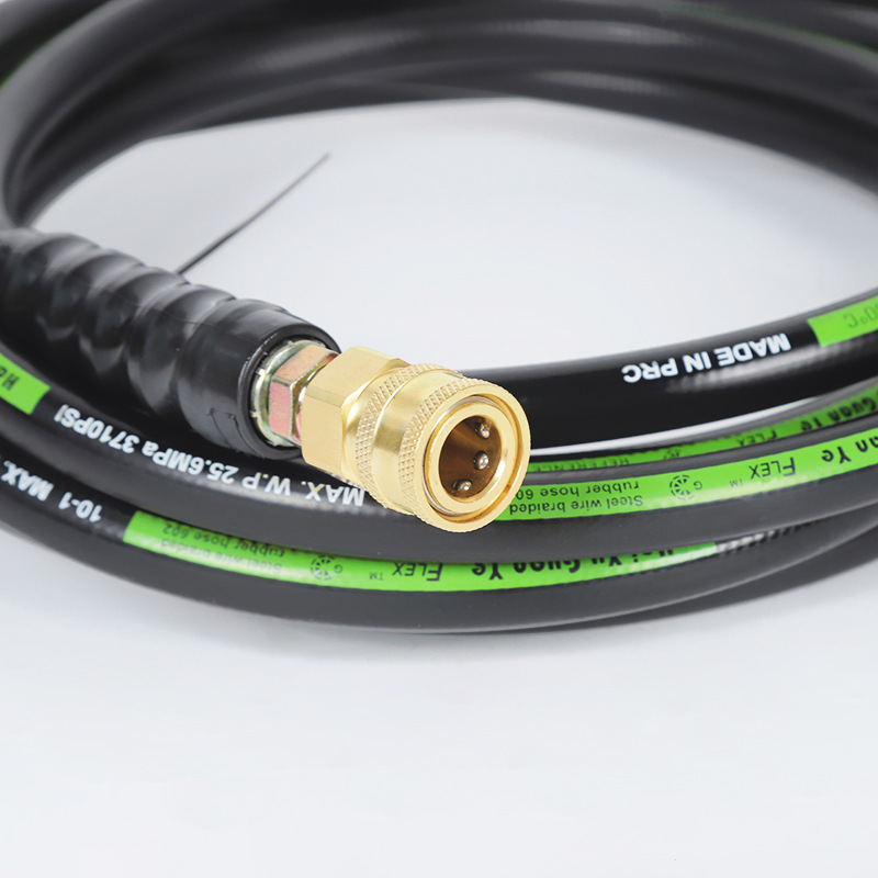 Autowaschmaschine Hochdruckwasserpistole an Abwasserschlauch angepasst