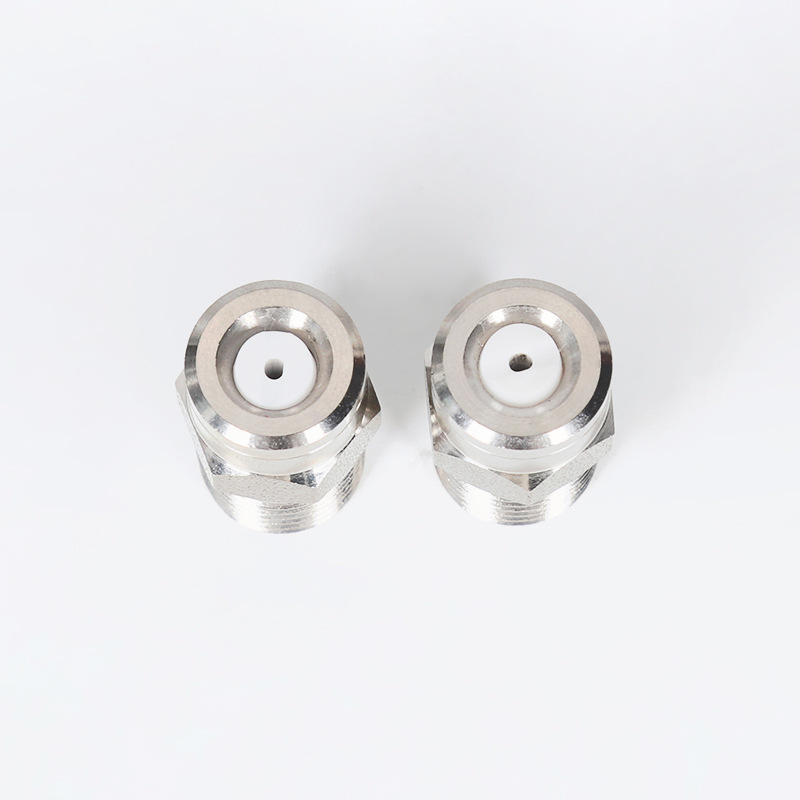 Staubkegelatomisierende Düse spülen