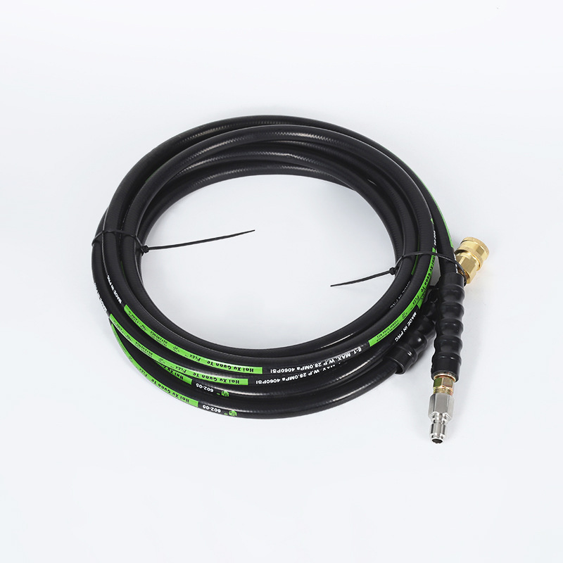 Entspannen Sie Hochdruckwasserrohre in Haushaltskanälen